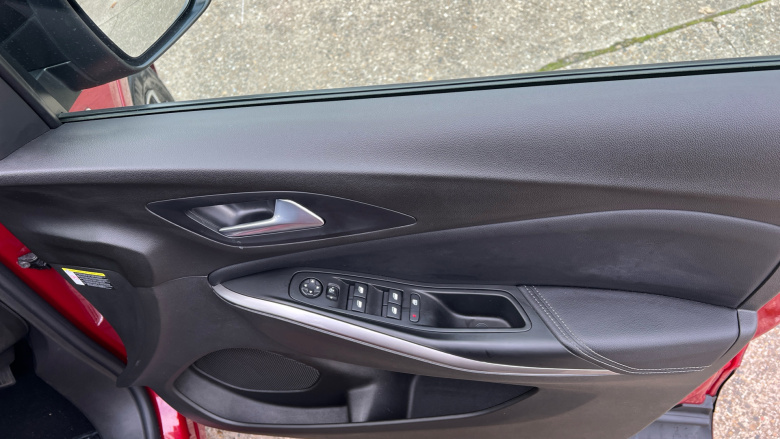 Vauxhall Grandland 1.2 Turbo Ultimate 5dr Petrol Hatchback